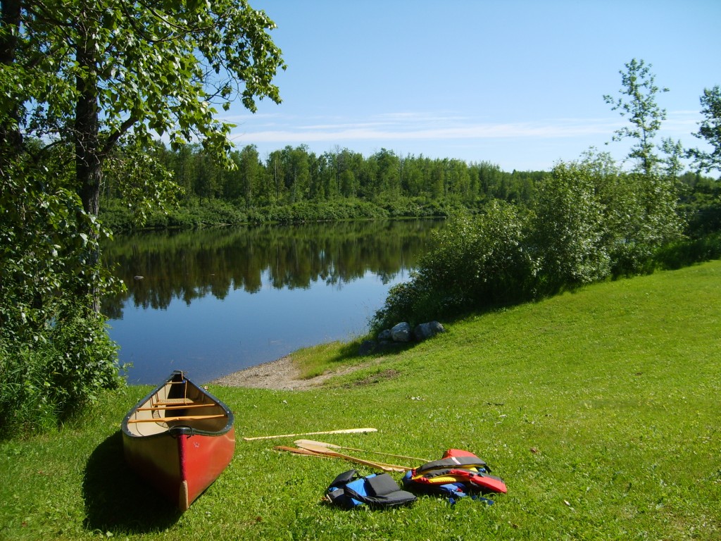 Riverbank in Mattice Riverbank in Mattice